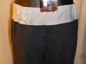 IMGP3782 Lululemon Grey Pants with Patterned Waistband with Drawstring 455