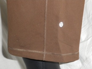 IMGP8073 Lululemon Brown Crop Capri Pants Front Pockets Waist Drawstring 531