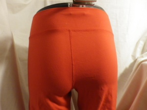 IMGP0476 Lululemon Tomato Red Crop Capri Pants Front Pockets Waist Drawstring 582